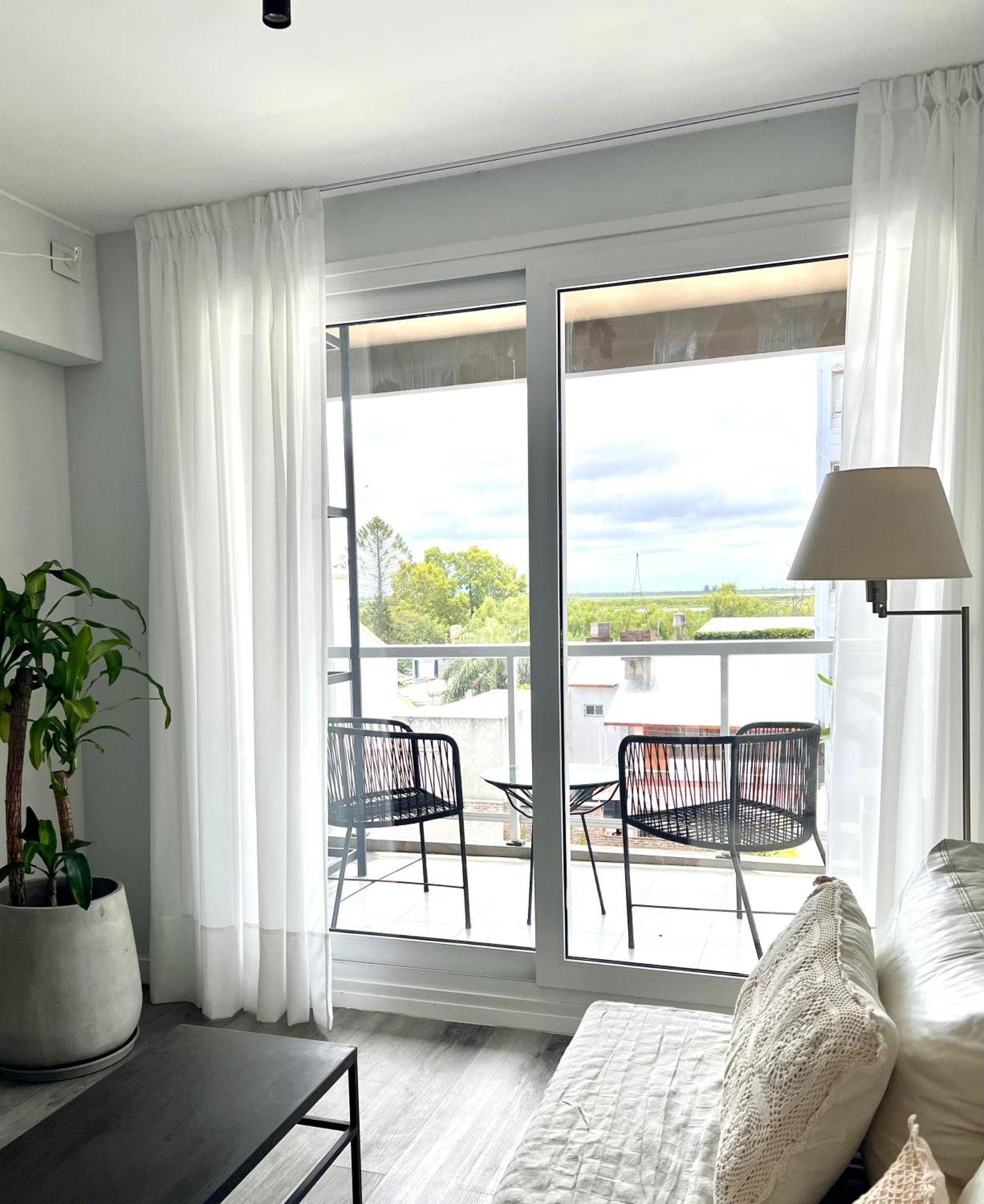Depto Con Vista Al Rio Parana. Apartamento *